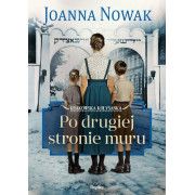 KRAKOWSKA KOŁYSANKA-2-PO DRUGIEJ STRONIE MURU